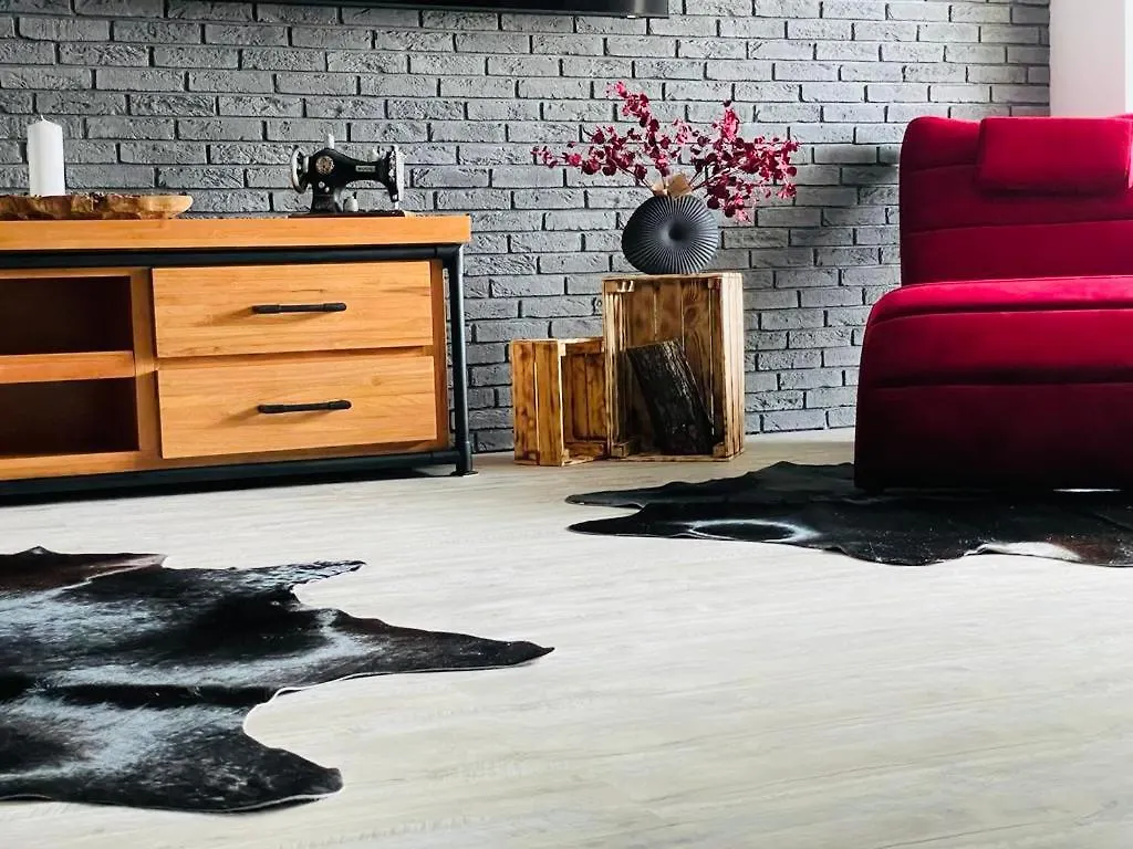 Iconic Loft Bucharest - Private Parking, Netflix Apartment