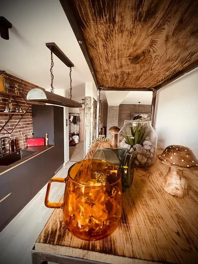 Iconic Loft Bucharest - Private Parking, Netflix Apartment