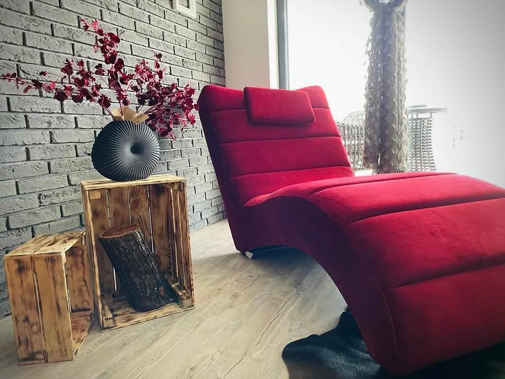 Iconic Loft Bucharest - Private Parking, Netflix Apartment